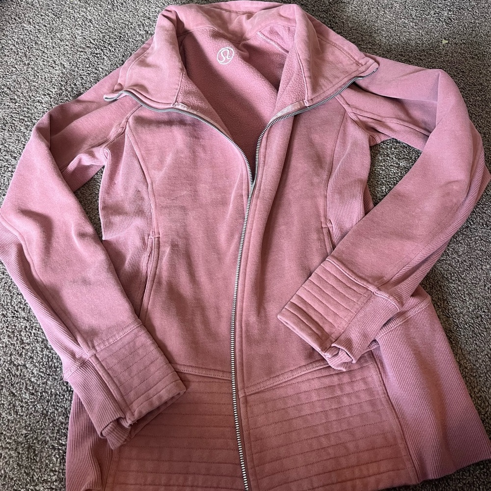 Lululemon radiant jacket-pink